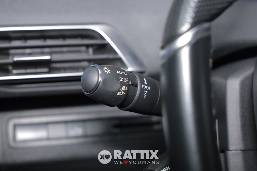 Peugeot 3008 1.5 bluehdi 130CV GT Line  Grigio Amazonite  Usato ritirato foto 14