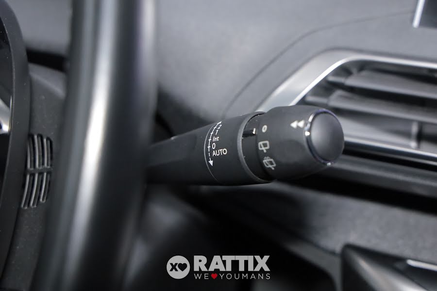 Peugeot 3008 1.5 bluehdi 130CV GT Line  Grigio Amazonite  Usato ritirato foto 15