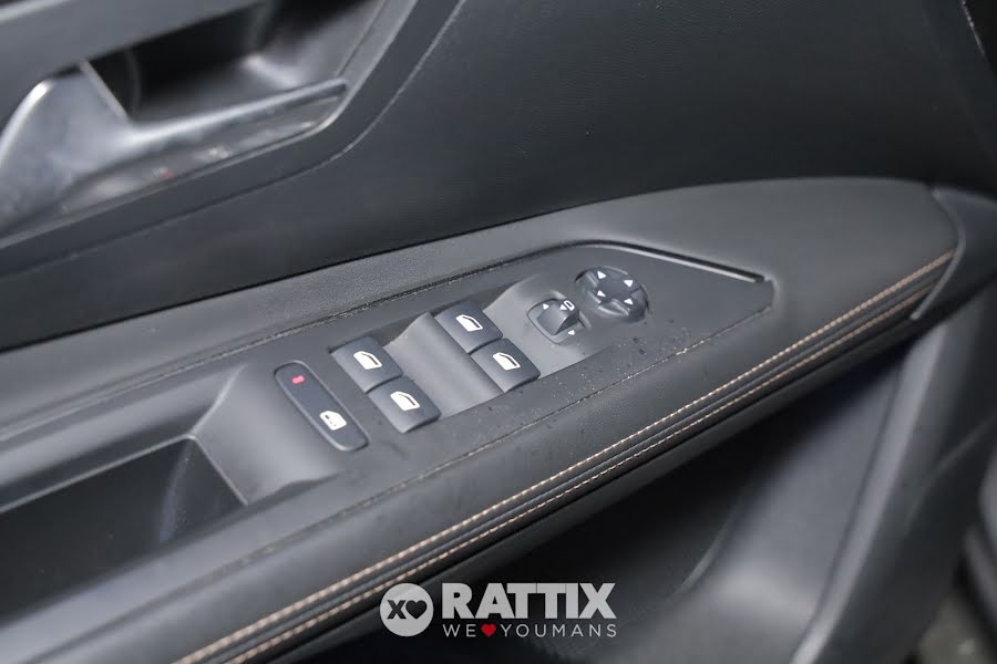 Peugeot 3008 1.5 bluehdi 130CV GT Line  Grigio Amazonite  Usato ritirato foto 33