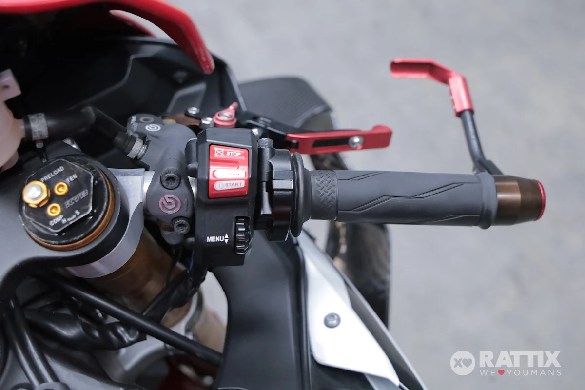 YAMAHA YZF R1 1000 Abs my15