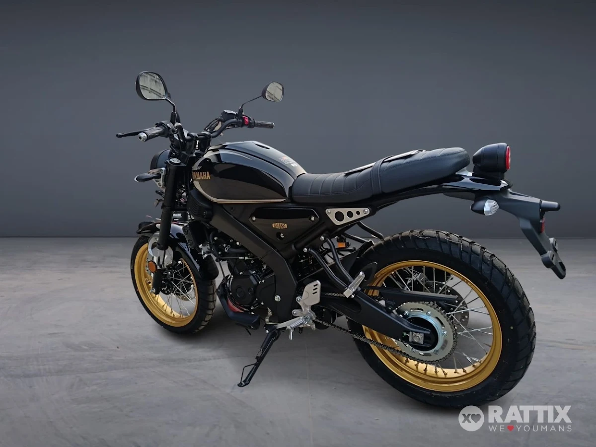YAMAHA XSR 125 Legacy E5