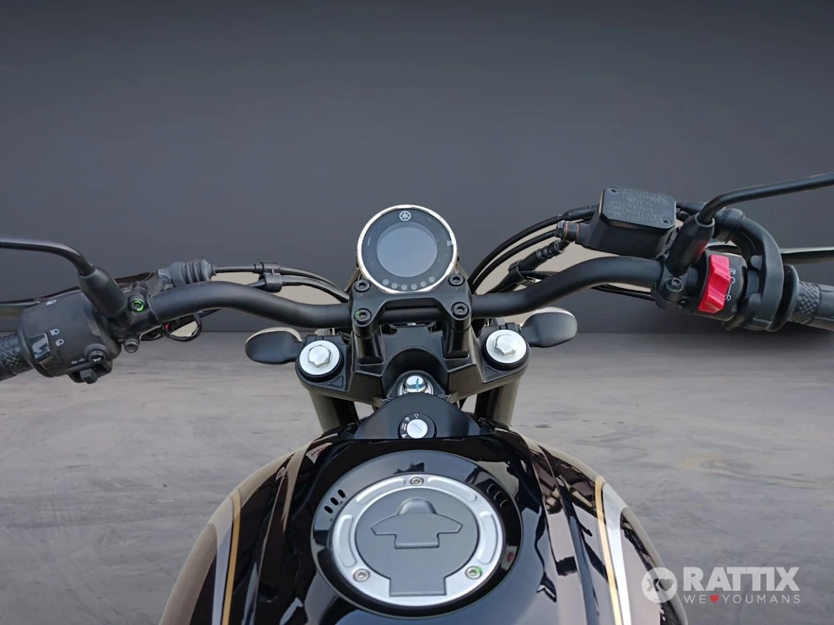 YAMAHA XSR 125 Legacy E5
