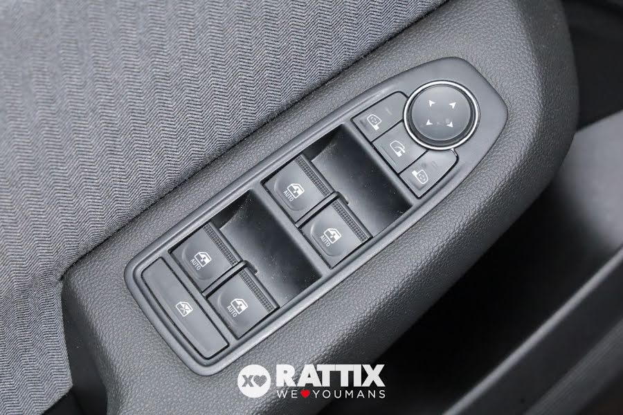 Renault Clio 1.0 TCE 90CV Techno Grigio Scuro  Aziendale foto 24