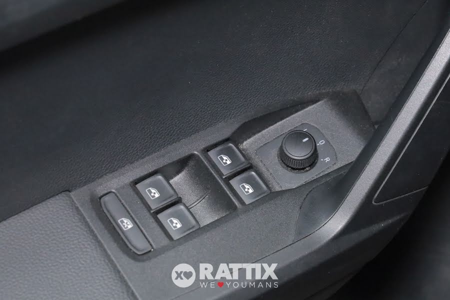 SEAT Arona 1.0 Ecotsi 95CV Style Blu Asfalto tetto nero  Usato foto 23