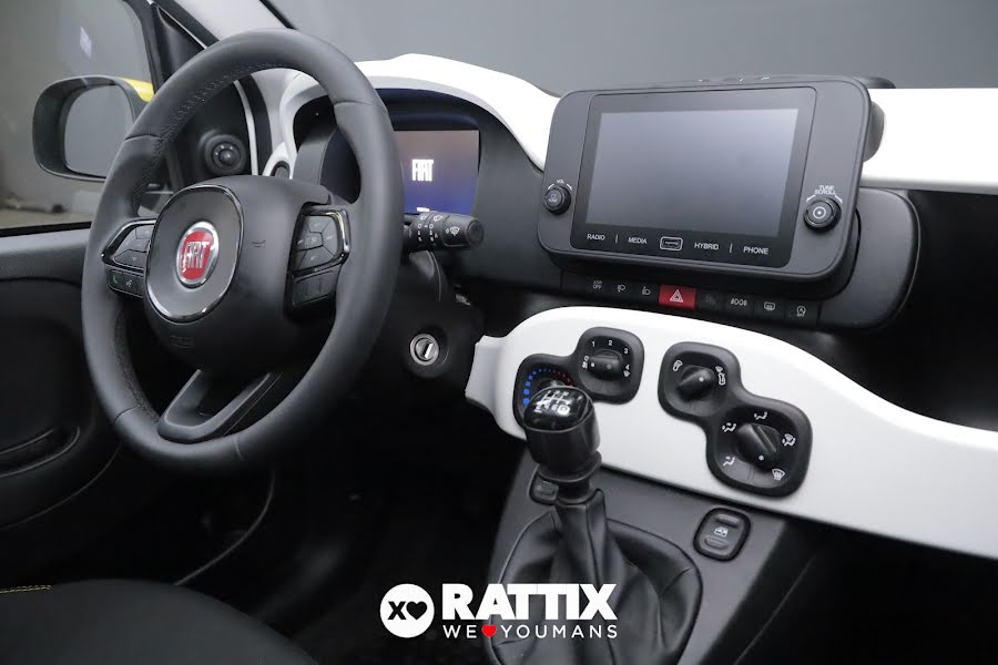 Fiat Panda Pandina 1.0 Firefly Hybrid 70CV Cross White Solid Paint  Aziendale foto 15