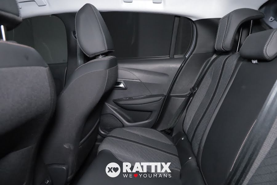 Peugeot 208 1.2 Hybrid 110CV Allure e-DCS6 Grigio Artense  Km 0 foto 31