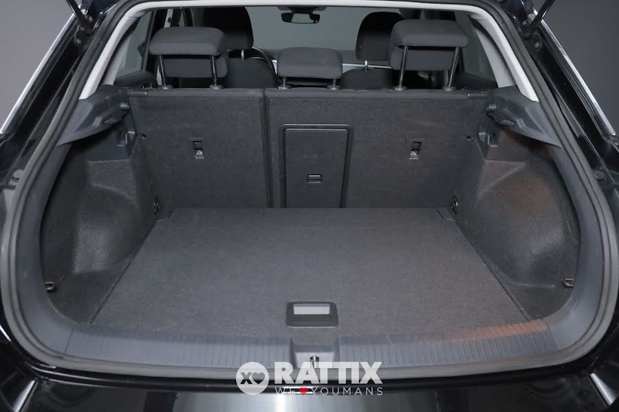 Volkswagen T-Roc 2.0 TDI 115CV Life  Deep Black  Aziendale foto 6