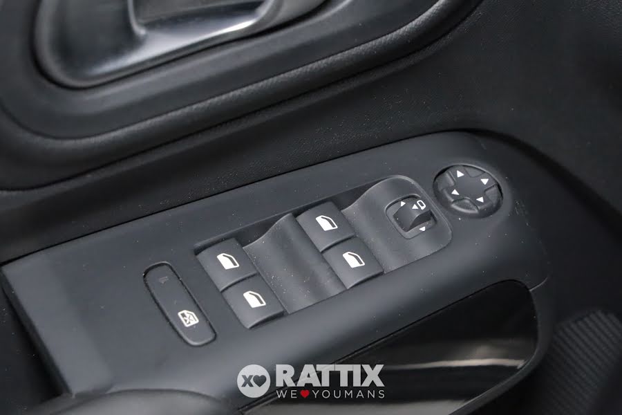 Citroen C5 Aircross 1.6 Hybrid PHEV 180CV Max e-EAT8 Bianco Perla   Aziendale foto 33
