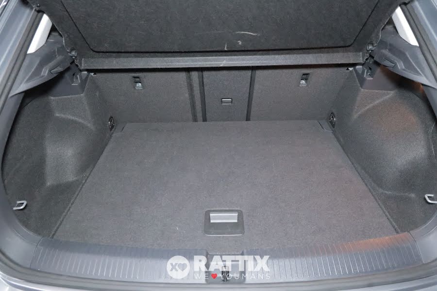 Volkswagen T-Roc 2.0 TDI 115CV Life Pyrit Silver  Aziendale foto 6