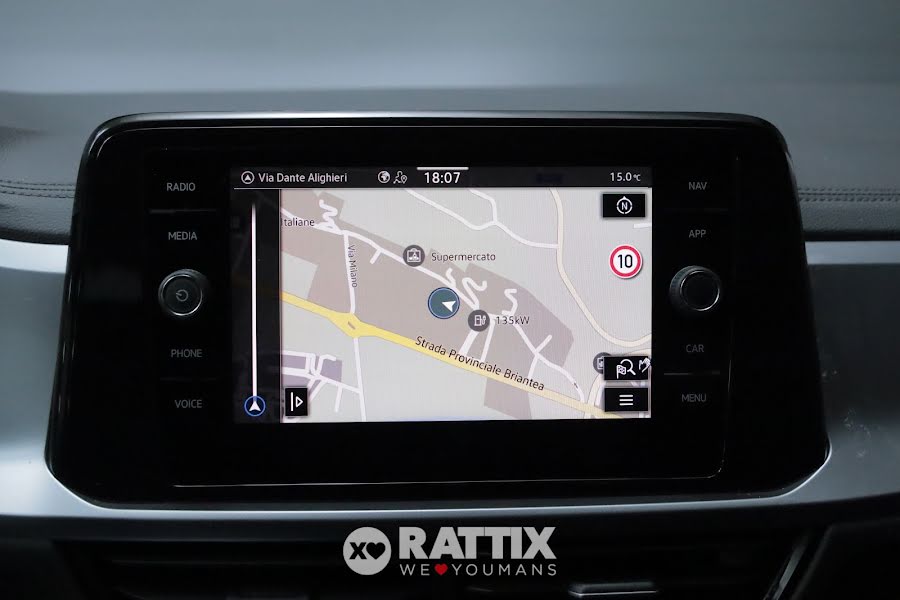 Volkswagen T-Roc 2.0 TDI 115CV Life Pyrit Silver  Aziendale foto 17