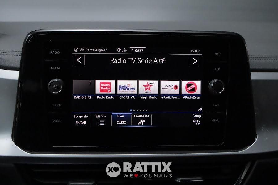 Volkswagen T-Roc 2.0 TDI 115CV Life Pyrit Silver  Aziendale foto 19