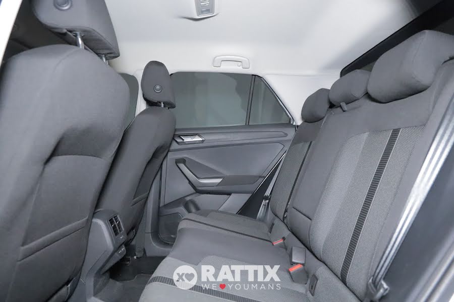 Volkswagen T-Roc 2.0 TDI 115CV Life Pyrit Silver  Aziendale foto 24