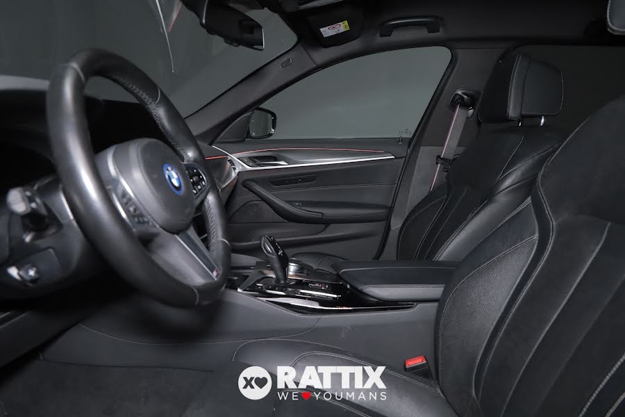 BMW 530 e Touring 2.0 PHEV Msport Auto Skyscraper metallic  Aziendale foto 10
