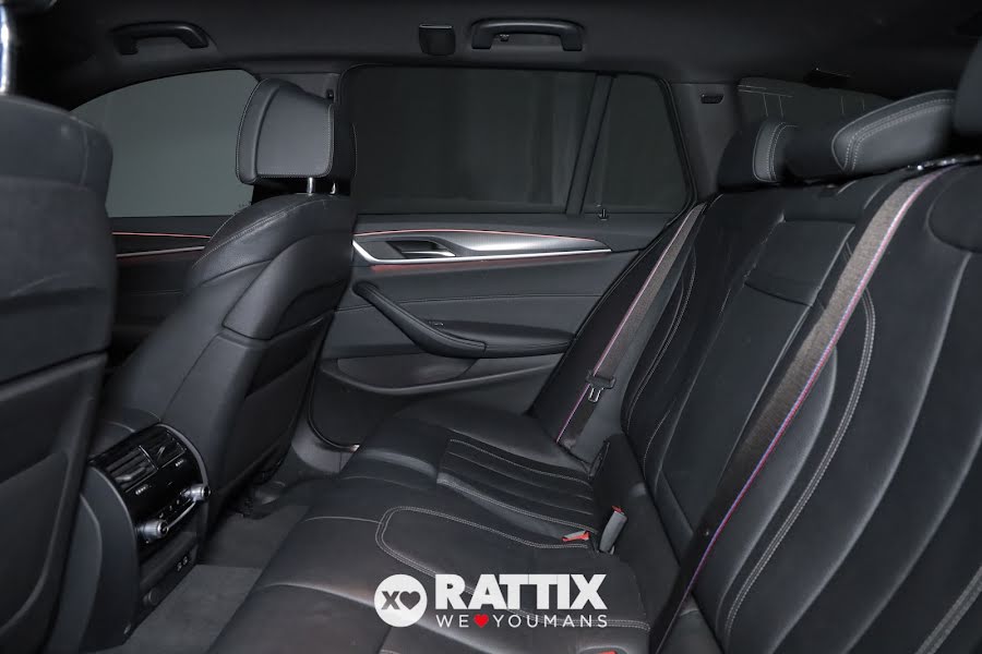 BMW 530 e Touring 2.0 PHEV Msport Auto Skyscraper metallic  Aziendale foto 40