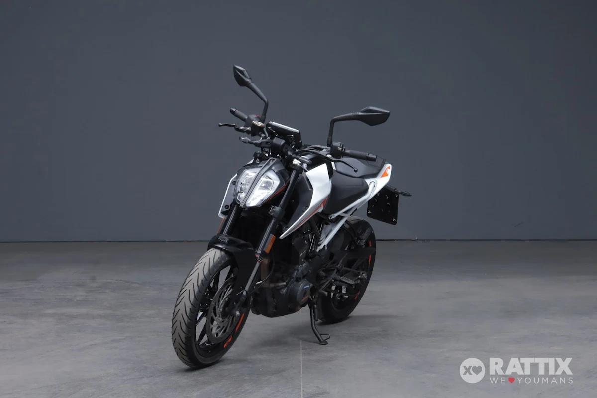 KTM 390 Duke Abs my22