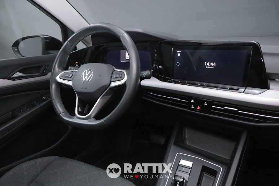 Volkswagen Golf 1.0 ETSI EVO 110CV Life DSG Deep Black Perlato  Aziendale foto 16