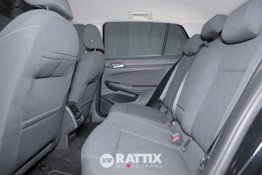 Volkswagen Golf 1.0 ETSI EVO 110CV Life DSG Deep Black Perlato  Aziendale foto 25