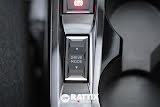 Miniatura Peugeot 208 1.2 Hybrid 110CV Business e-DCS6 Grigio Artense  Km 0 foto 32