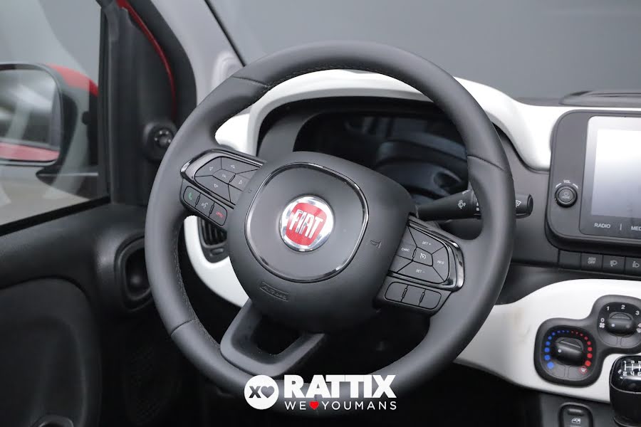 Fiat Panda Pandina 1.0 Firefly Hybrid 70CV Cross Rosso Passione Pastello  Aziendale foto 10