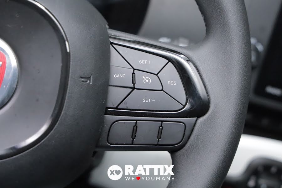 Fiat Panda Pandina 1.0 Firefly Hybrid 70CV Cross Rosso Passione Pastello  Aziendale foto 12