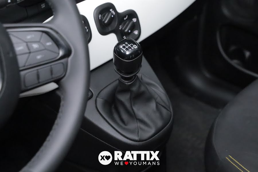 Fiat Panda Pandina 1.0 Firefly Hybrid 70CV Cross Rosso Passione Pastello  Aziendale foto 18