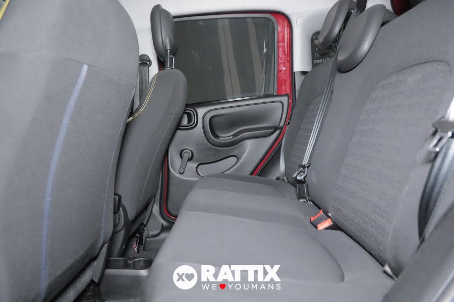 Fiat Panda Pandina 1.0 Firefly Hybrid 70CV Cross Rosso Passione Pastello  Aziendale foto 19