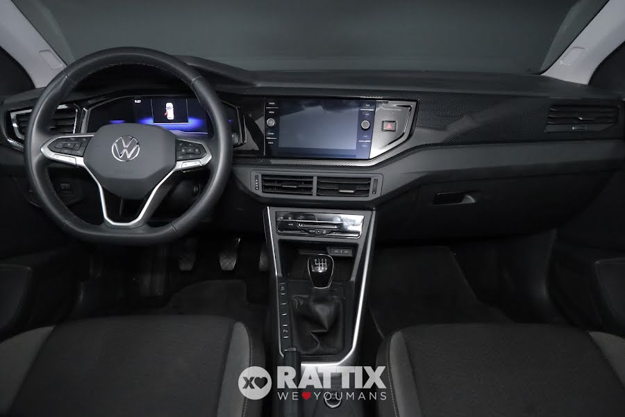 Volkswagen Taigo 1.0 TSI 115CV Life Smokey Grey  Aziendale foto 9
