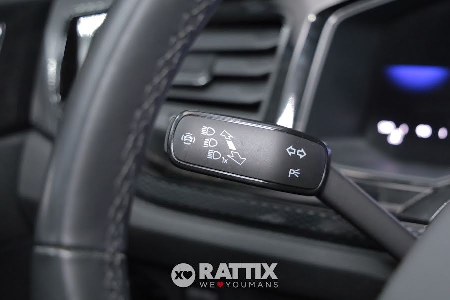 Volkswagen Taigo 1.0 TSI 115CV Life Smokey Grey  Aziendale foto 13