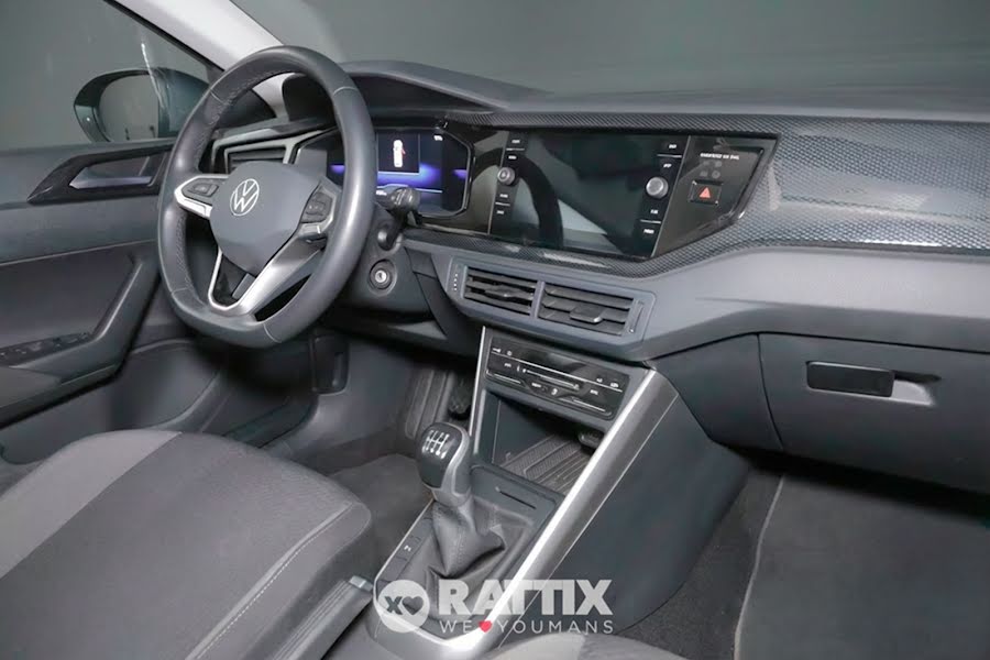 Volkswagen Taigo 1.0 TSI 115CV Life Smokey Grey  Aziendale foto 16