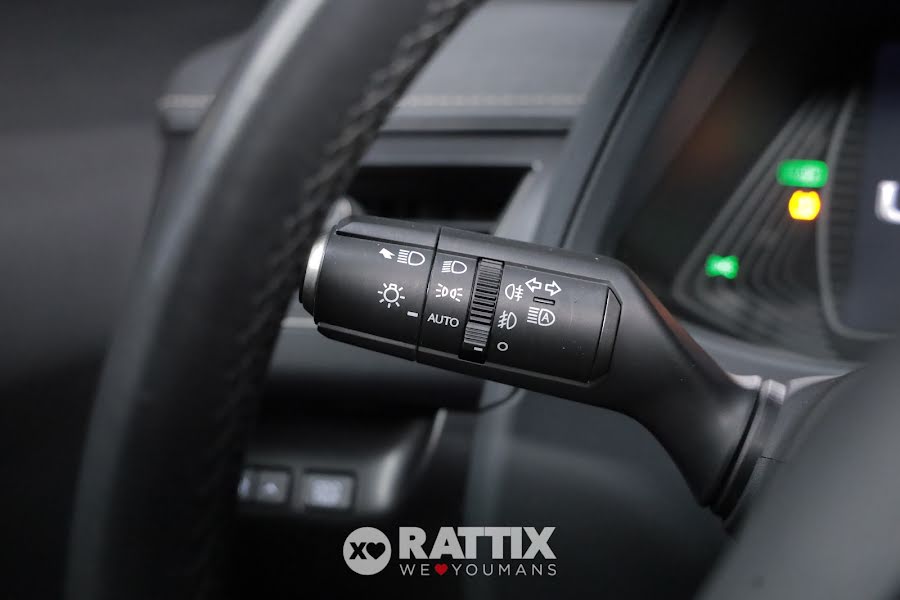 Lexus UX 250h 2.0 HEV Design CVT Sonic Platinum Tetto nero  Aziendale foto 13
