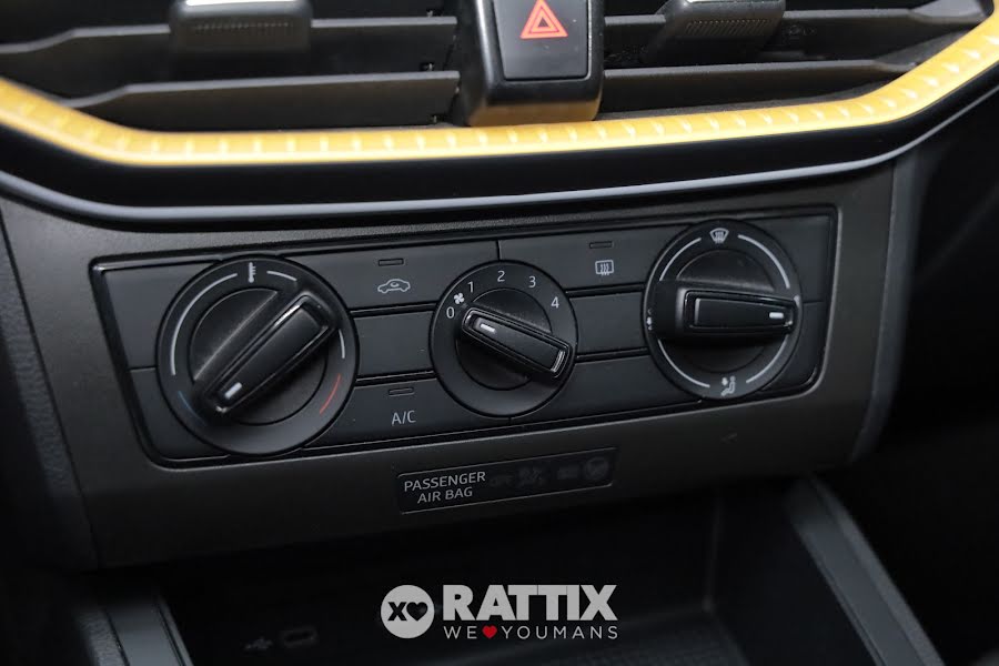 SEAT Arona 1.0 TGI 90CV Reference Bianco  Aziendale foto 27