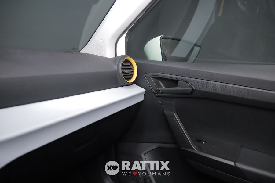 SEAT Arona 1.0 TGI 90CV Reference Bianco  Aziendale foto 32