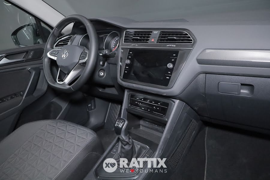 Volkswagen Tiguan 1.5 TSI 150CV Life   Urano Grey  Aziendale foto 15