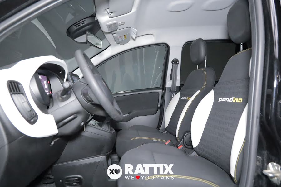 Fiat Panda Pandina 1.0 Firefly Hybrid 70CV Cross Nero Cinema Pastello  Aziendale foto 8