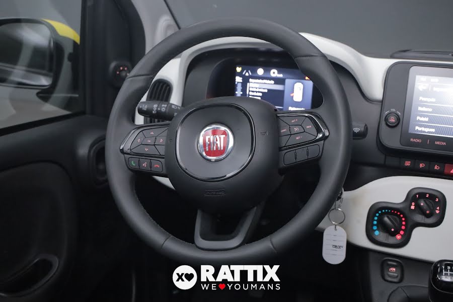 Fiat Panda Pandina 1.0 Firefly Hybrid 70CV Cross Nero Cinema Pastello  Aziendale foto 10