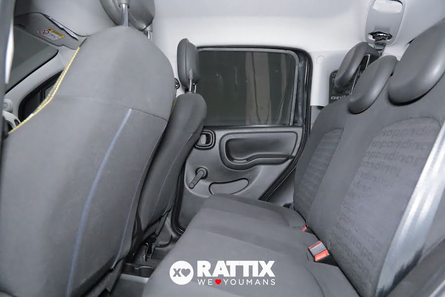 Fiat Panda Pandina 1.0 Firefly Hybrid 70CV Cross Nero Cinema Pastello  Aziendale foto 19