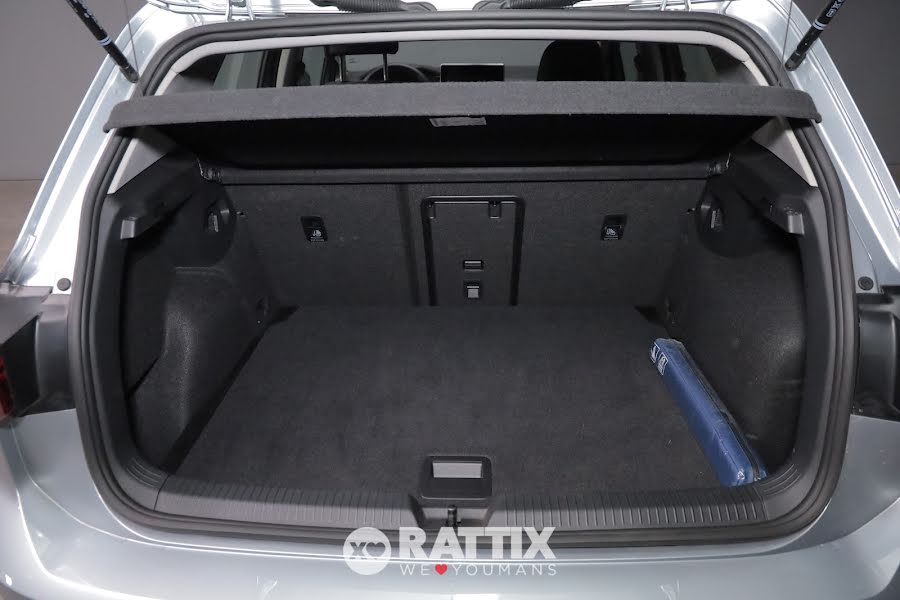 Volkswagen Golf 2.0 TDI 150CV Style DSG  Dolomite Silver Metallizzato  Aziendale foto 6