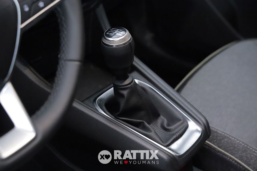 Renault Captur 1.0 TCE 90CV Techno Grigio Cassiopea  Aziendale foto 22