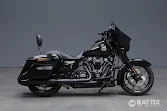 HARLEY DAVIDSON Street Glide 114 1868 Special black finish Pearl/Denim my21
