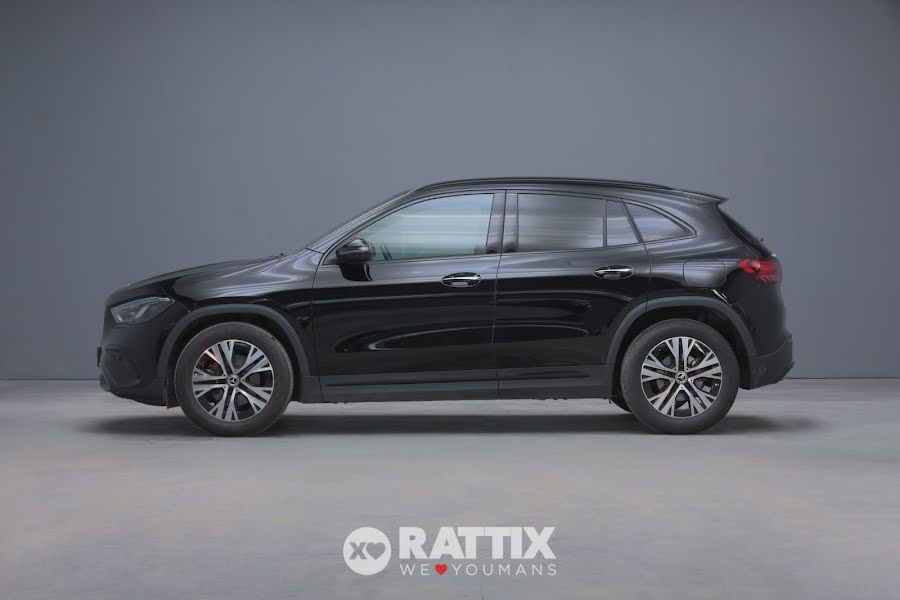 Mercedes-Benz GLA 200 d 2.0 150CV Progressive Advanced Plus Auto Nero Notte  Aziendale foto 2