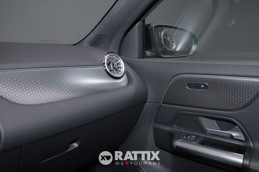 Mercedes-Benz GLA 200 d 2.0 150CV Progressive Advanced Plus Auto Nero Notte  Aziendale foto 35