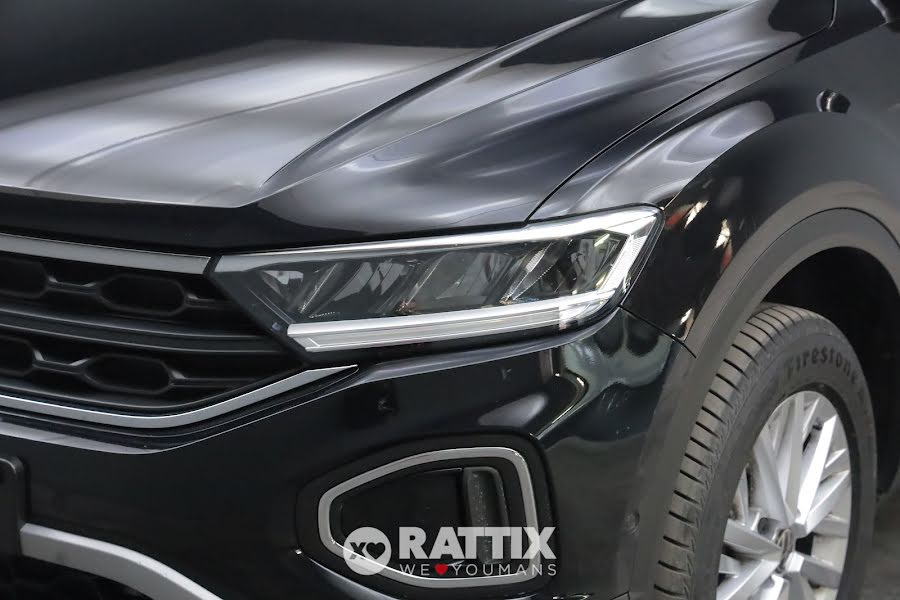Volkswagen T-Roc 2.0 TDI 150CV Life DSG Deep Black Perlato  Aziendale foto 3