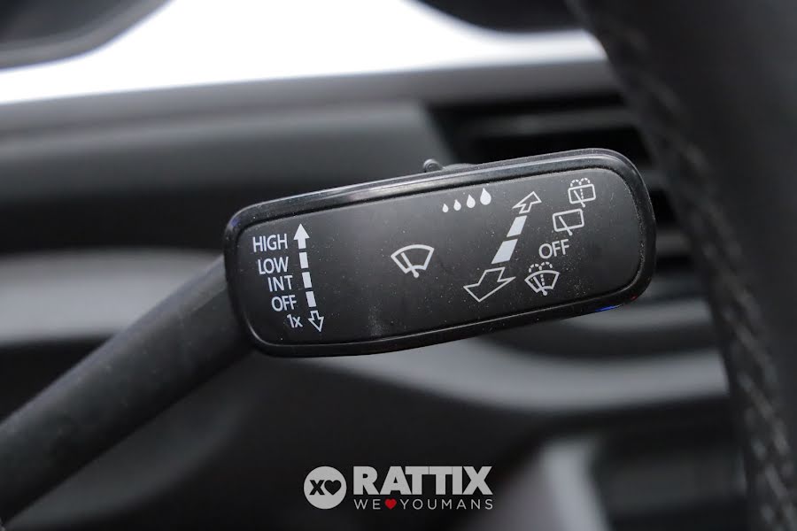 Volkswagen T-Roc 2.0 TDI 150CV Life DSG Deep Black Perlato  Aziendale foto 14