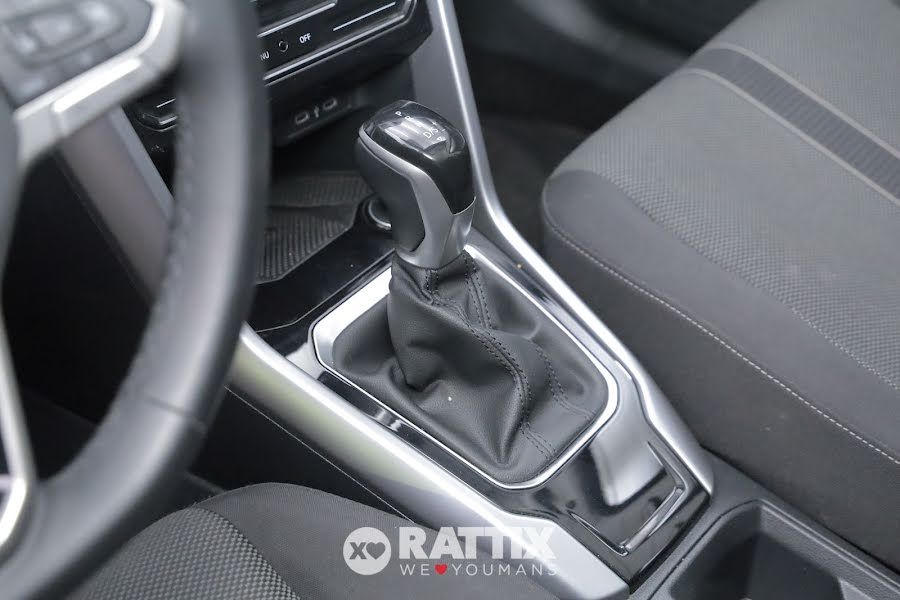 Volkswagen T-Roc 2.0 TDI 150CV Life DSG Deep Black Perlato  Aziendale foto 22