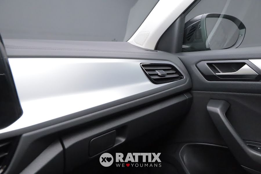 Volkswagen T-Roc 2.0 TDI 150CV Life DSG Deep Black Perlato  Aziendale foto 26