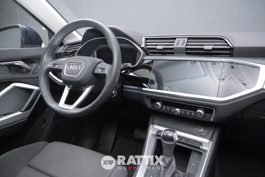 Audi Q3 Sportback 35 2.0 TDI 150CV S-Line Edition s-Tronic Blue Navarra  Aziendale foto 18