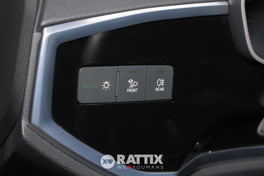 Audi Q3 Sportback 35 2.0 TDI 150CV S-Line Edition s-Tronic Blue Navarra  Aziendale foto 26