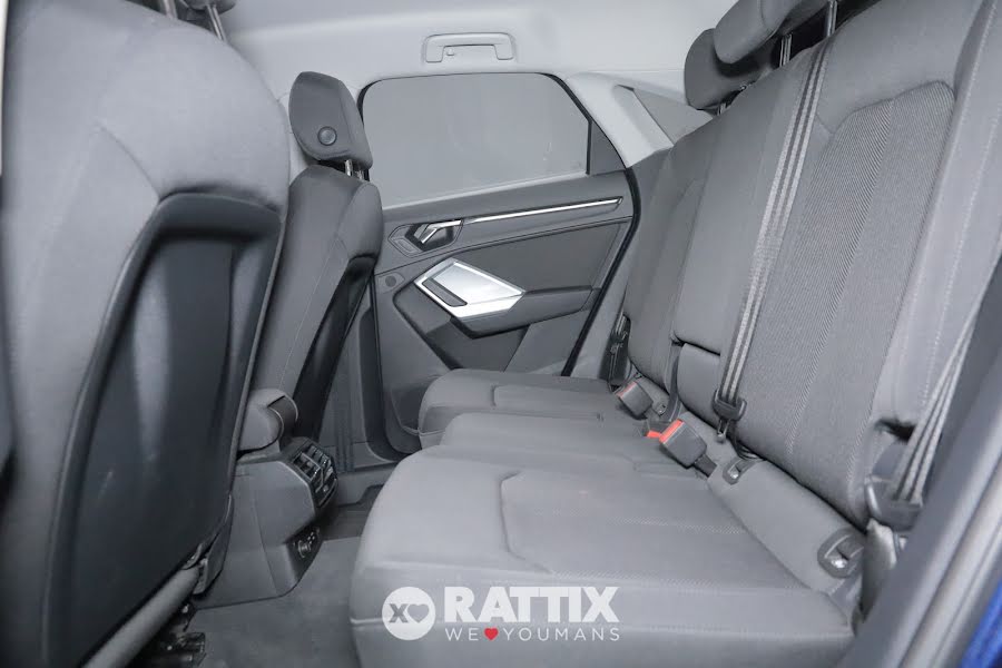 Audi Q3 Sportback 35 2.0 TDI 150CV S-Line Edition s-Tronic Blue Navarra  Aziendale foto 28