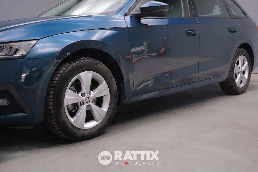 Skoda Octavia Wagon 2.0 TDI EVO 150CV Executive DSG Blu  Aziendale foto 4