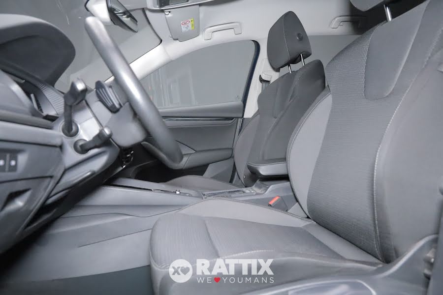 Skoda Octavia Wagon 2.0 TDI EVO 150CV Executive DSG Blu  Aziendale foto 8